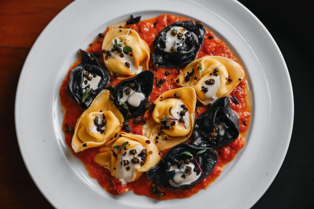 Tortellini alla Puttanesca da Tartuferia San Paolo | Foto: Juliana Primon